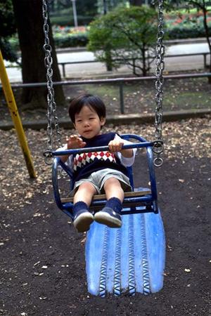 三重県津市に位置する「東横INN津駅西口」の詳細ガイド：便利なアクセスと快適な滞在を提供するビジネスホテル